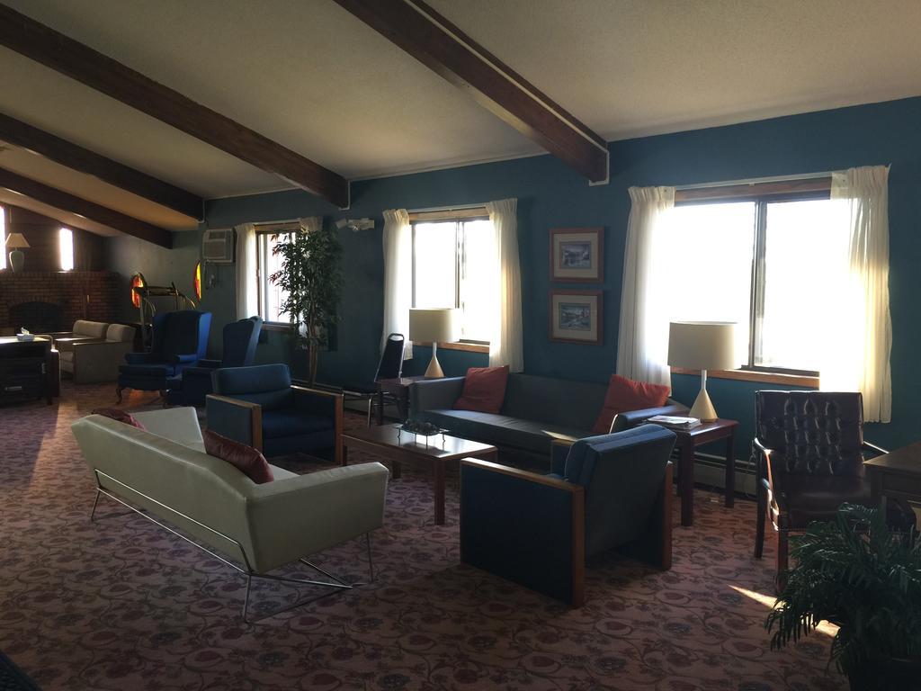 Americinn - Monticello